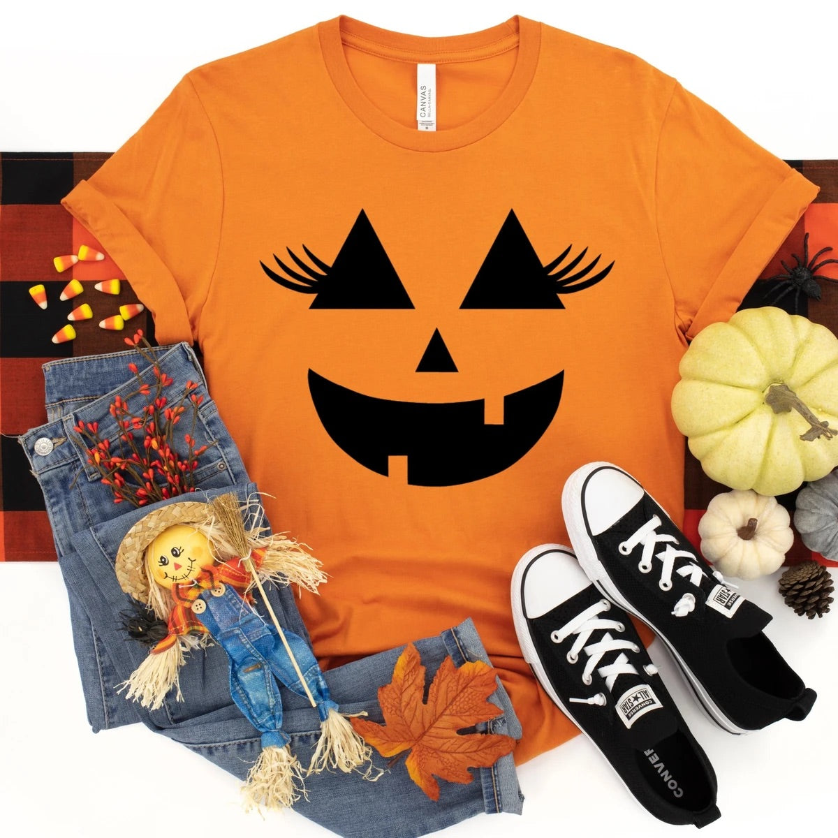 Pumpkin with lashes HALL198